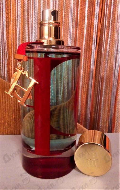 Духи CH L'Eau (2017) от Carolina Herrera