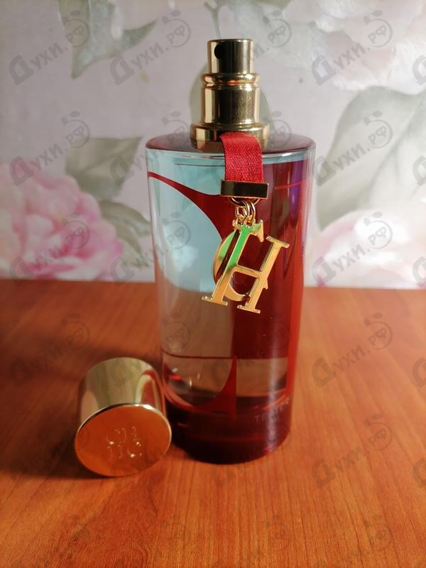 Духи Carolina Herrera CH L'Eau (2017) Духи CH L'Eau (2017) от Carolina Herrera