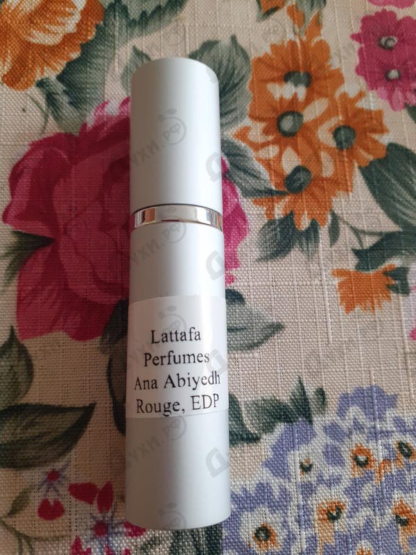 Парфюмерия Lattafa Perfumes Ana Abiyedh Rouge