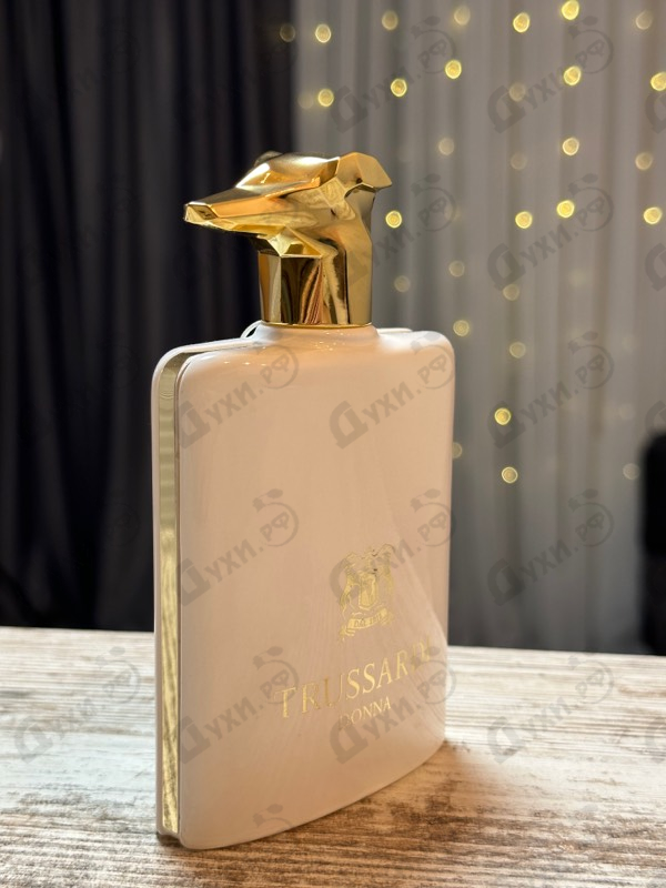 Купить Trussardi Donna Levriero Купить Donna Levriero от Trussardi