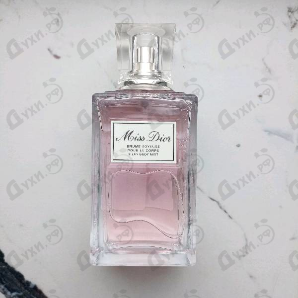 Парфюм Christian Dior Miss Dior Brume Soyeuse Pour Le Corps Купить Miss Dior Brume Soyeuse Pour Le Corps от Christian Dior