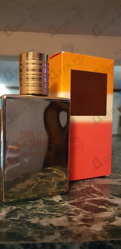 Парфюмерия Bronze Goddess Eau Fraiche Skinscent  2014 от Estee Lauder