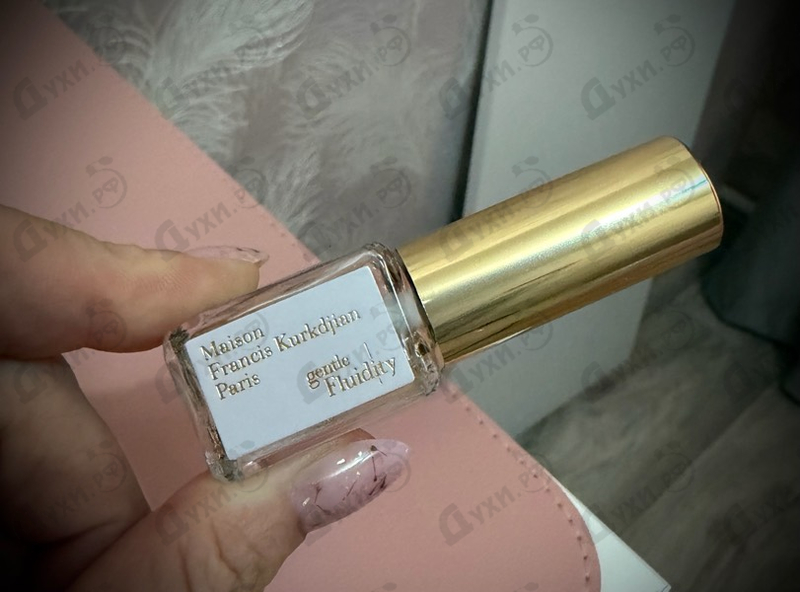 Парфюмерия Gentle Fluidity Gold от Maison Francis Kurkdjian