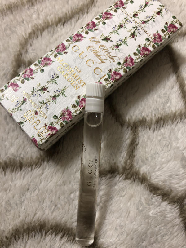 Купить A Winter Melody Scented Water от Gucci