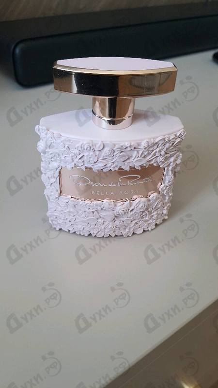 Купить Bella Rosa от Oscar De La Renta