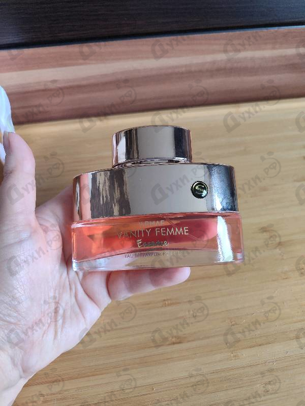 Купить Vanity Femme Essence от Armaf