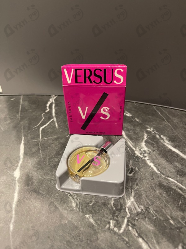 Парфюмерия Versace V/S Versus