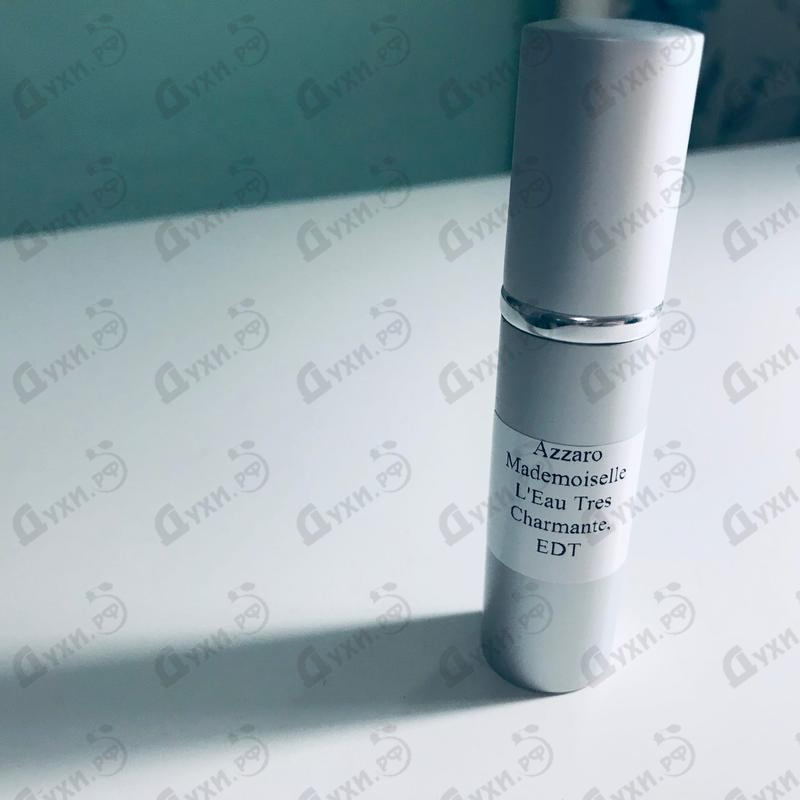 Духи Mademoiselle L'Eau Tres Charmante от Azzaro Отзыв Azzaro Mademoiselle L'Eau Tres Charmante