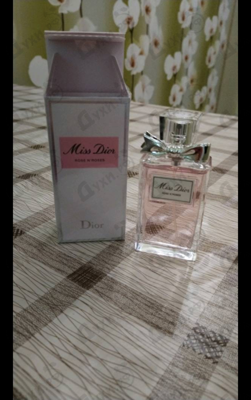 Духи Christian Dior Miss Dior Rose N'Roses Духи Miss Dior Rose N'Roses от Christian Dior