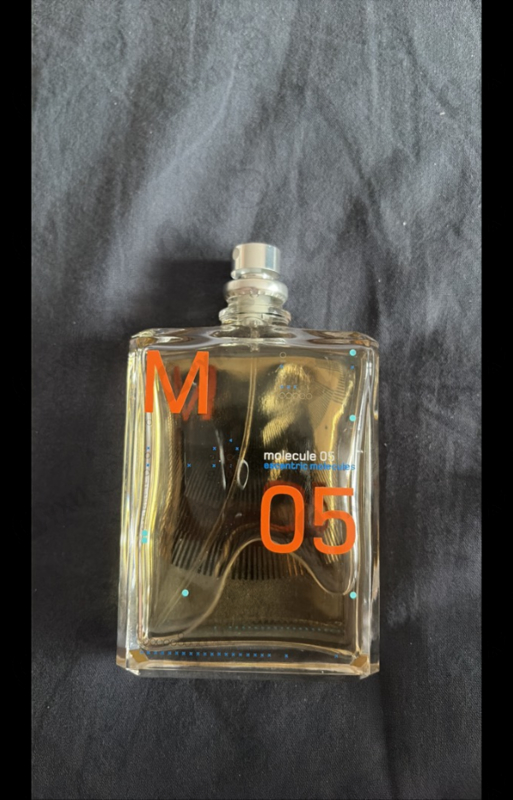 Купить Molecule 05 от Escentric Molecules