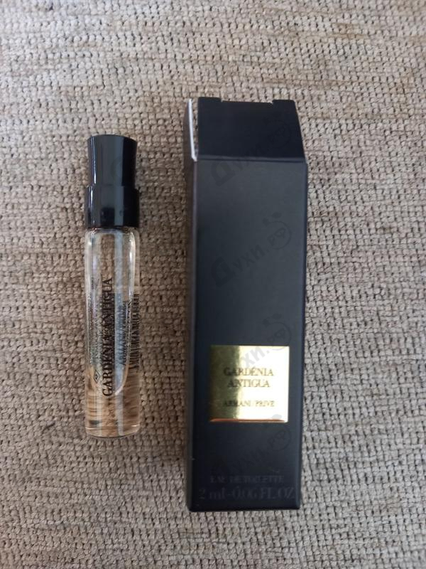 Духи Prive Gardenia Antigua от Giorgio Armani