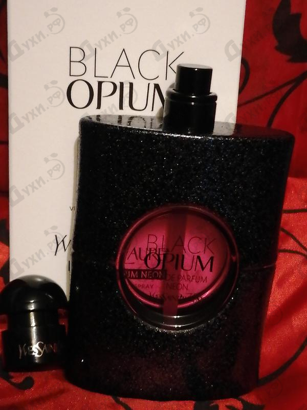 Парфюмерия Black Opium Neon от Yves Saint Laurent