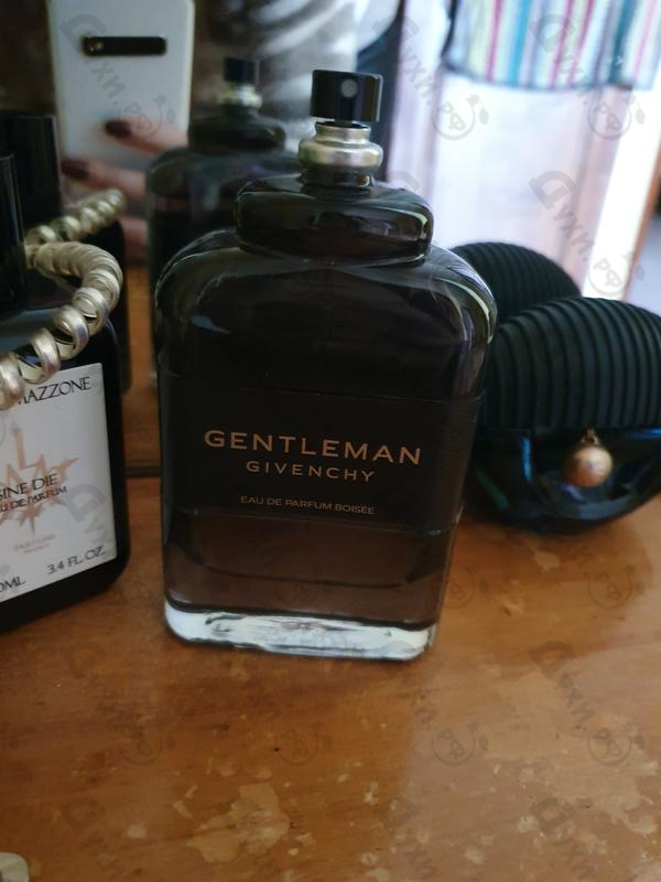 Парфюмерия Gentleman Eau de Parfum Boisee от Givenchy