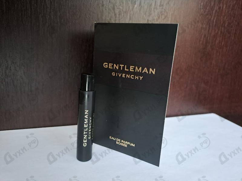 Парфюмерия Gentleman Eau de Parfum Boisee от Givenchy