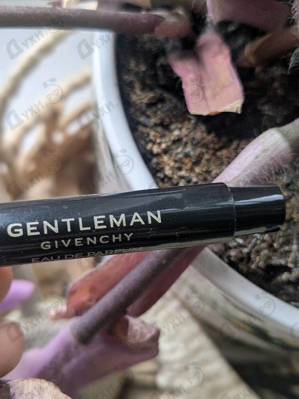 Парфюмерия Gentleman Eau de Parfum Boisee от Givenchy