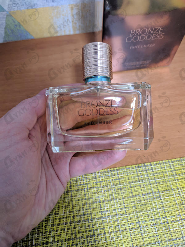 Парфюмерия Bronze Goddess Eau Fraiche 2019 от Estee Lauder