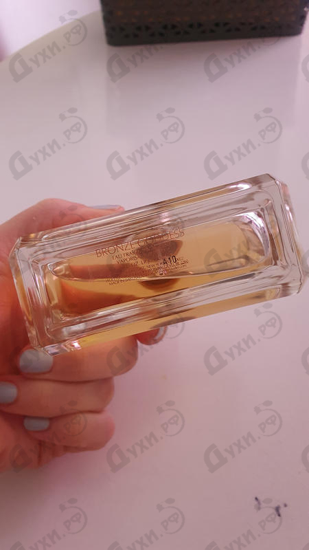 Парфюмерия Bronze Goddess Eau Fraiche 2019 от Estee Lauder