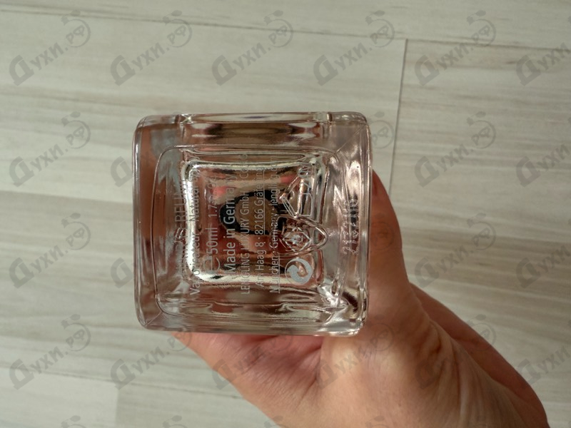 Парфюмерия El Pasajero No 1 от Lengling