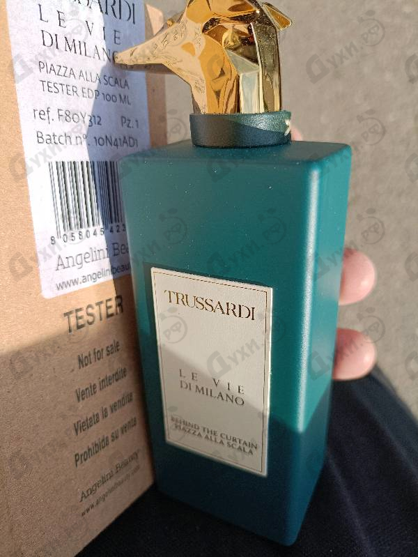 Духи Behind The Curtain Piazza Alla Scala от Trussardi