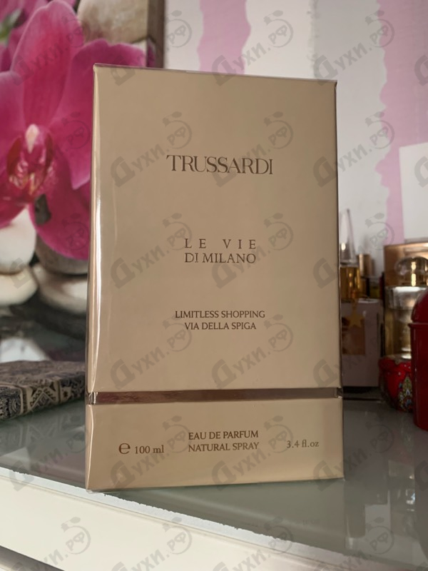 Парфюмерия Limitless Shopping Via Della Spiga от Trussardi