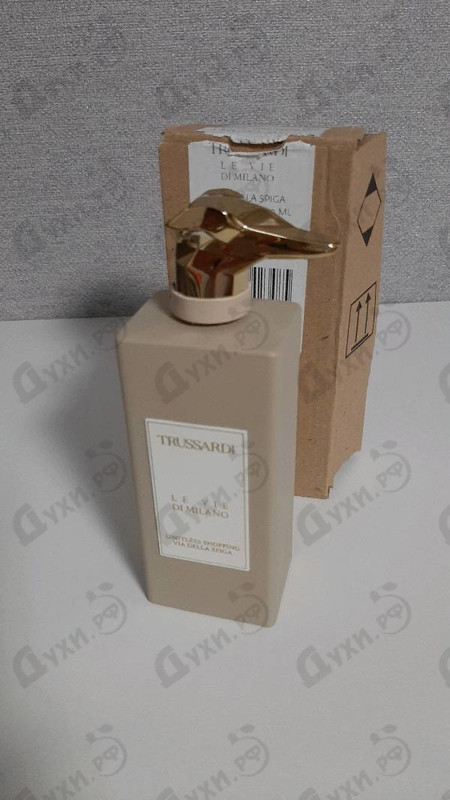 Духи Limitless Shopping Via Della Spiga от Trussardi