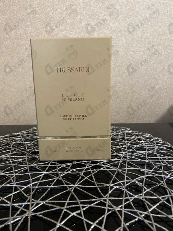 Духи Limitless Shopping Via Della Spiga от Trussardi