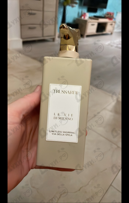 Духи Limitless Shopping Via Della Spiga от Trussardi