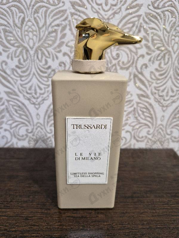 Духи Limitless Shopping Via Della Spiga от Trussardi