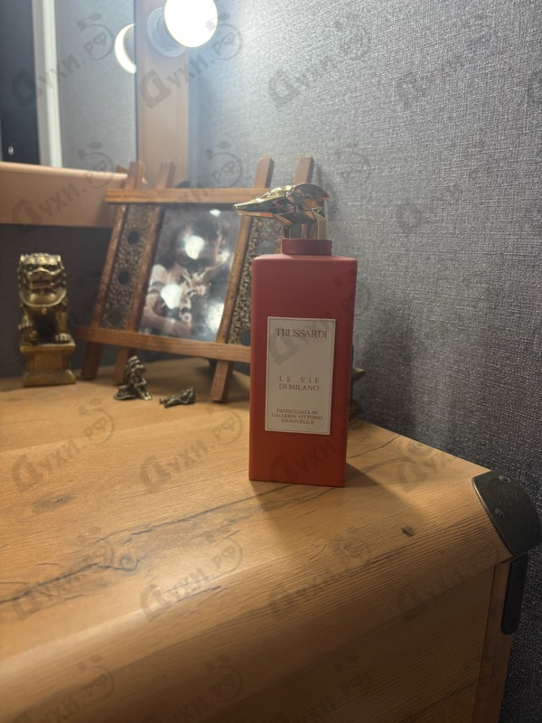 Духи Passeggiata In Galleria Vittorio Emanuele II от Trussardi