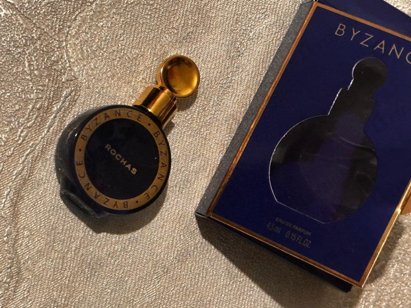 Отзыв Rochas Byzance (2019)