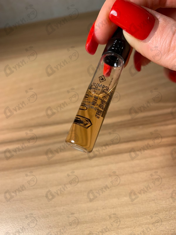 Духи Jumpsuit от Yves Saint Laurent