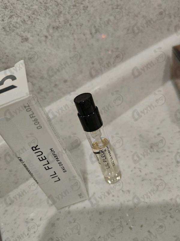 Парфюмерия Lil Fleur от Byredo Parfums