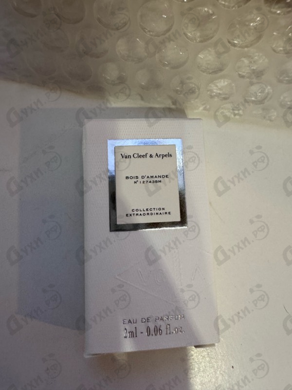 Купить Van Cleef & Arpels Bois D'Amande