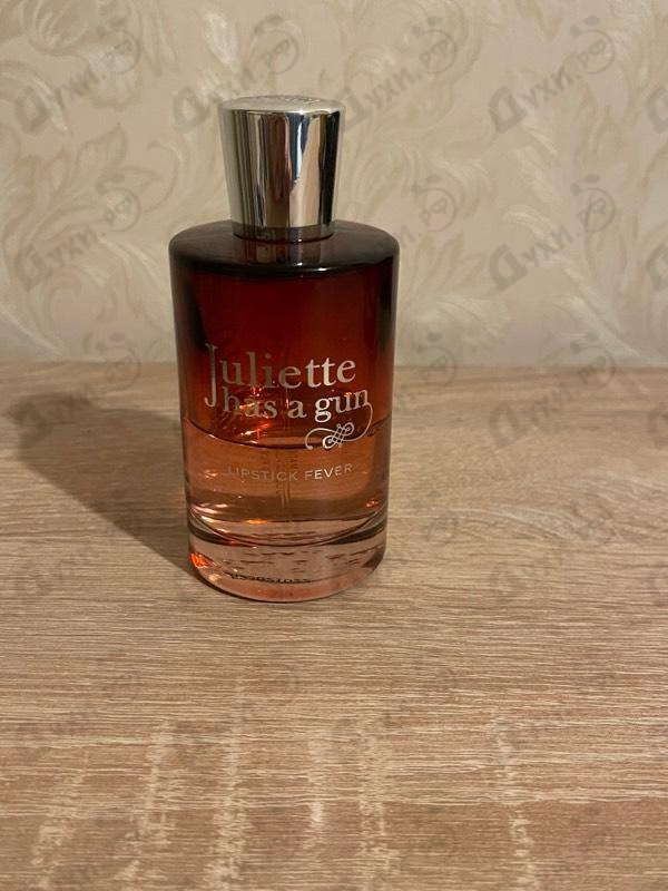 Парфюм Juliette Has A Gun Lipstick Fever Духи Lipstick Fever от Juliette Has A Gun