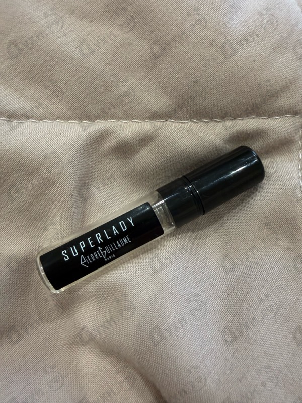 Купить Superlady от Pierre Guillaume