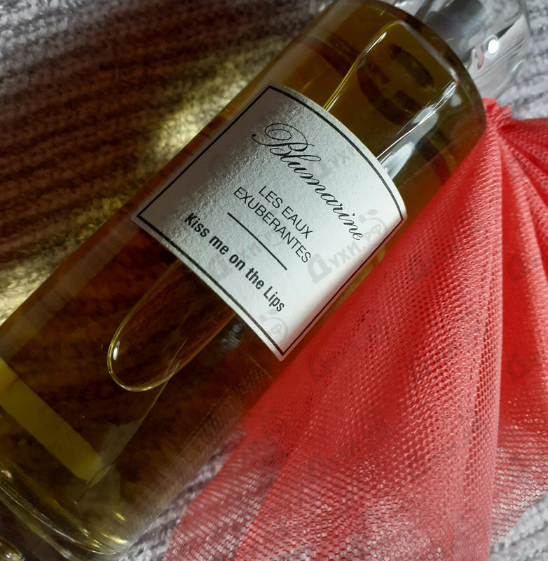 Духи Kiss Me On The Lips от Blumarine