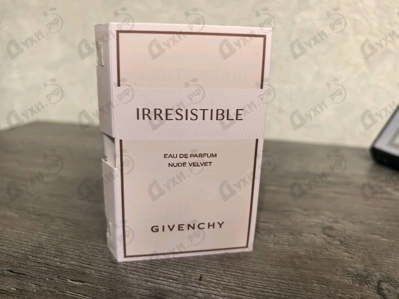 Купить Irresistible (2020) от Givenchy