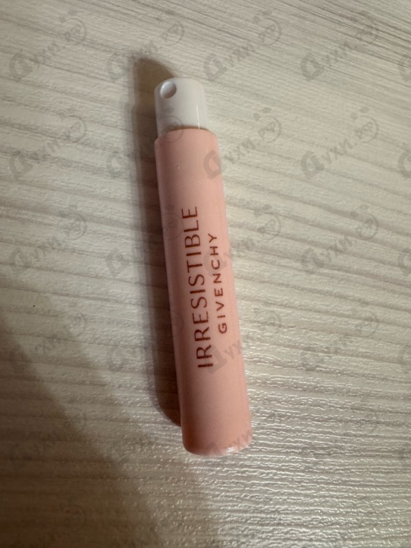 Купить Givenchy Irresistible (2020)