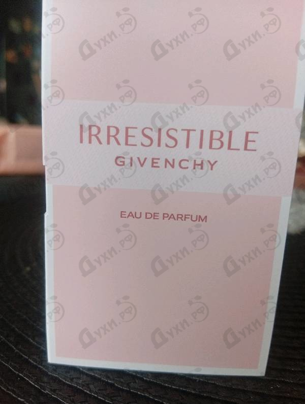 Купить Irresistible (2020) от Givenchy
