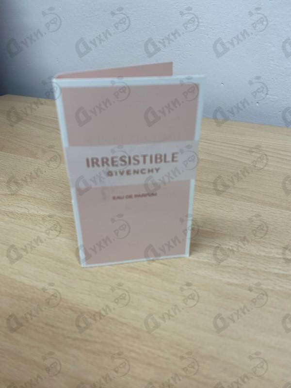 Купить Irresistible (2020) от Givenchy