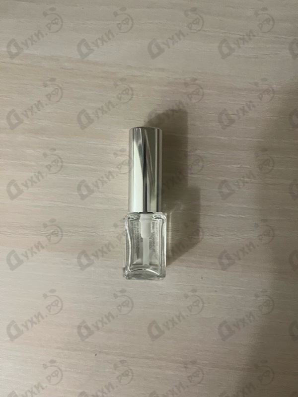 Парфюмерия L'Homme A La Rose от Maison Francis Kurkdjian