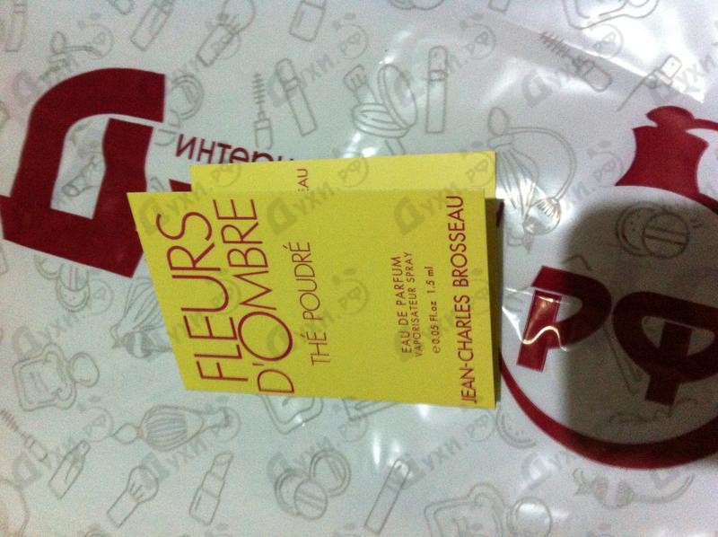 Парфюмерия Fleurs D`Ombre The Poudree от Jean Charles Brosseau