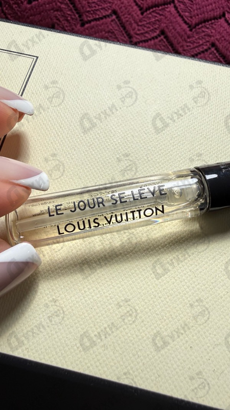 Купить Le Jour Se Leve от Louis Vuitton