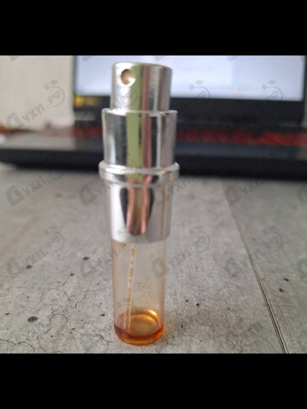 Парфюмерия Libre Eau De Parfum Intense от Yves Saint Laurent