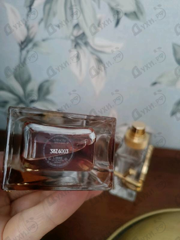 Духи Libre Eau De Parfum Intense от Yves Saint Laurent