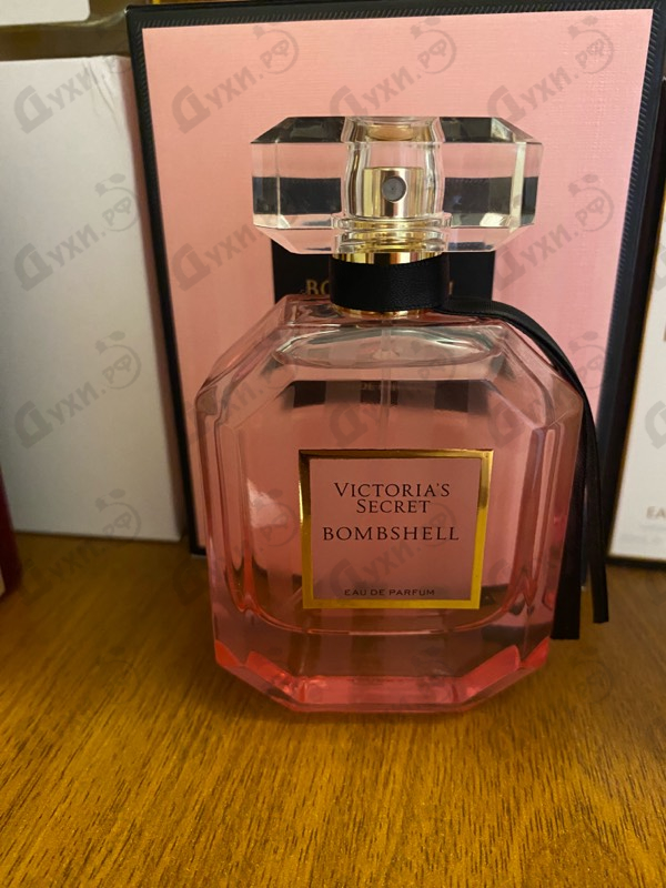 Купить Bombshell Eau de Parfum (2016) от Victoria's Secret
