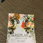 Парфюм Replay Signature Secret