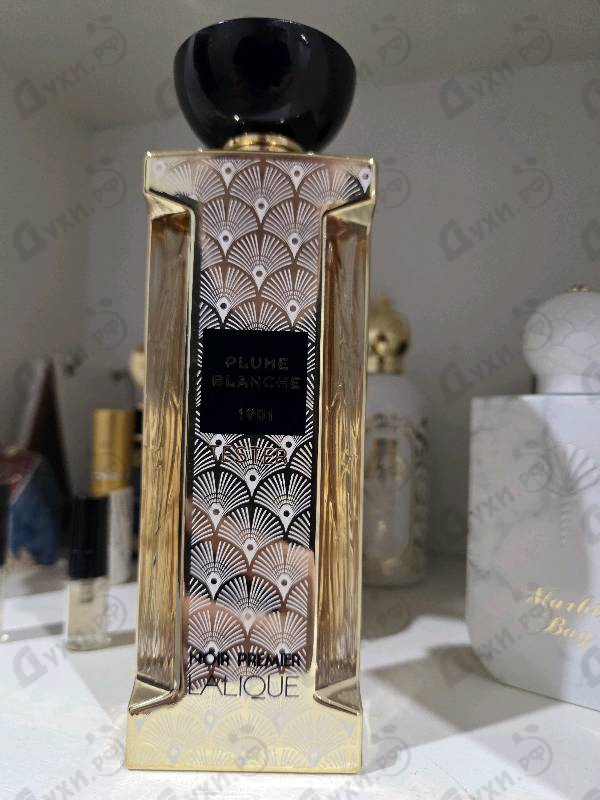 Парфюмерия Plume Blanche от Lalique