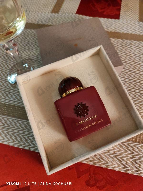 Парфюмерия Amouage Crimson Rocks