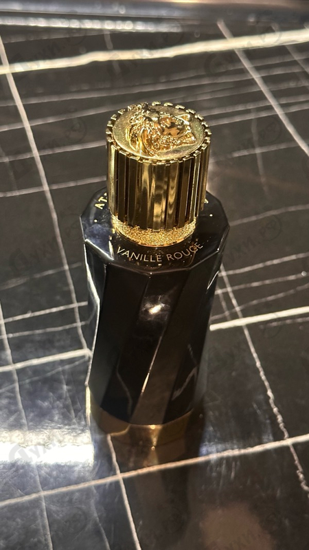 Купить Versace Vanille Rouge